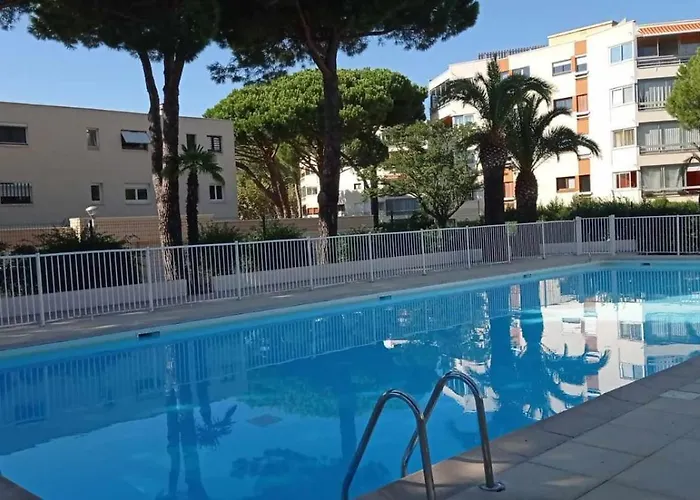 Spatieux T2 Avec Piscine